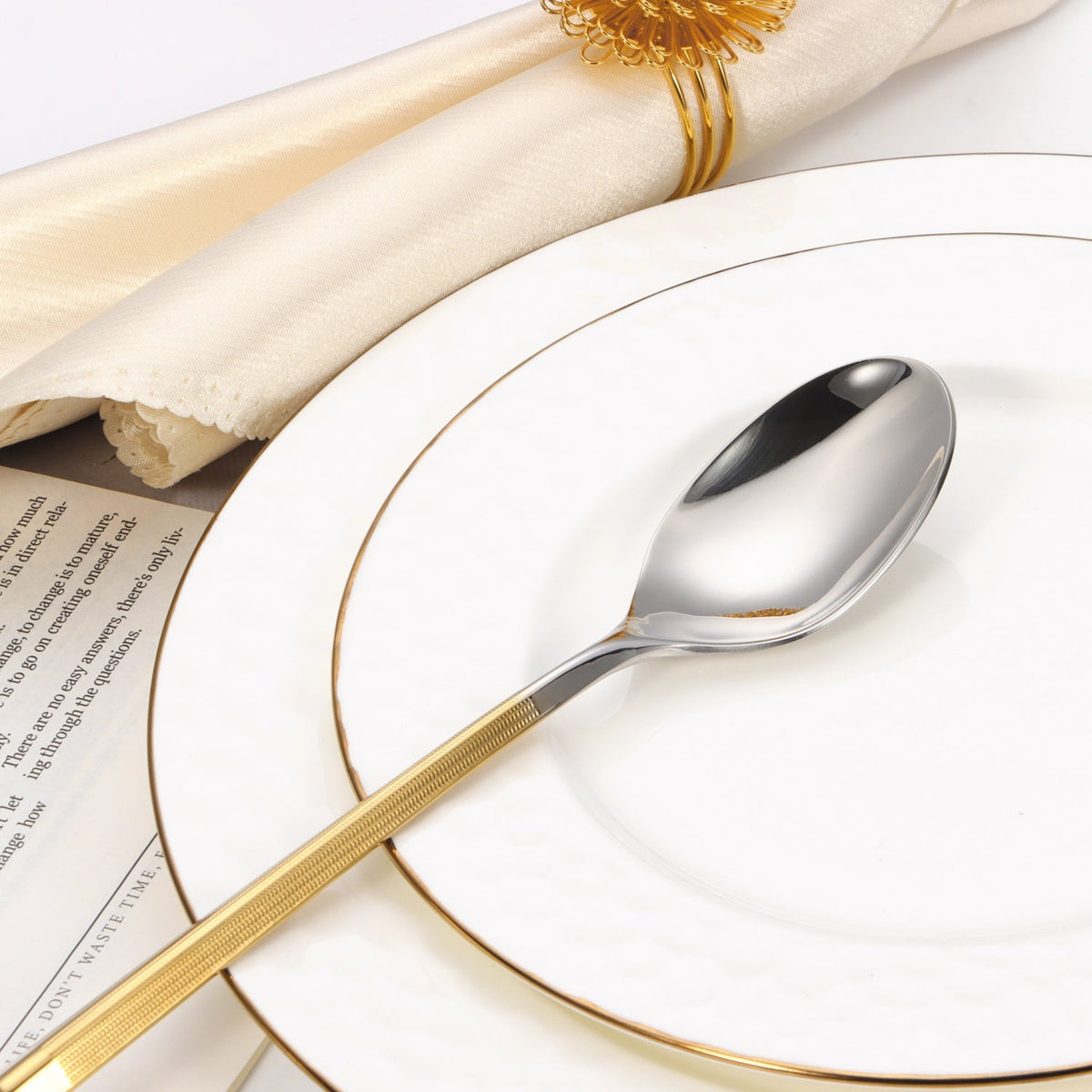 20 pc flatware set - Silver - Modern Tri-Angled Handle, Textured