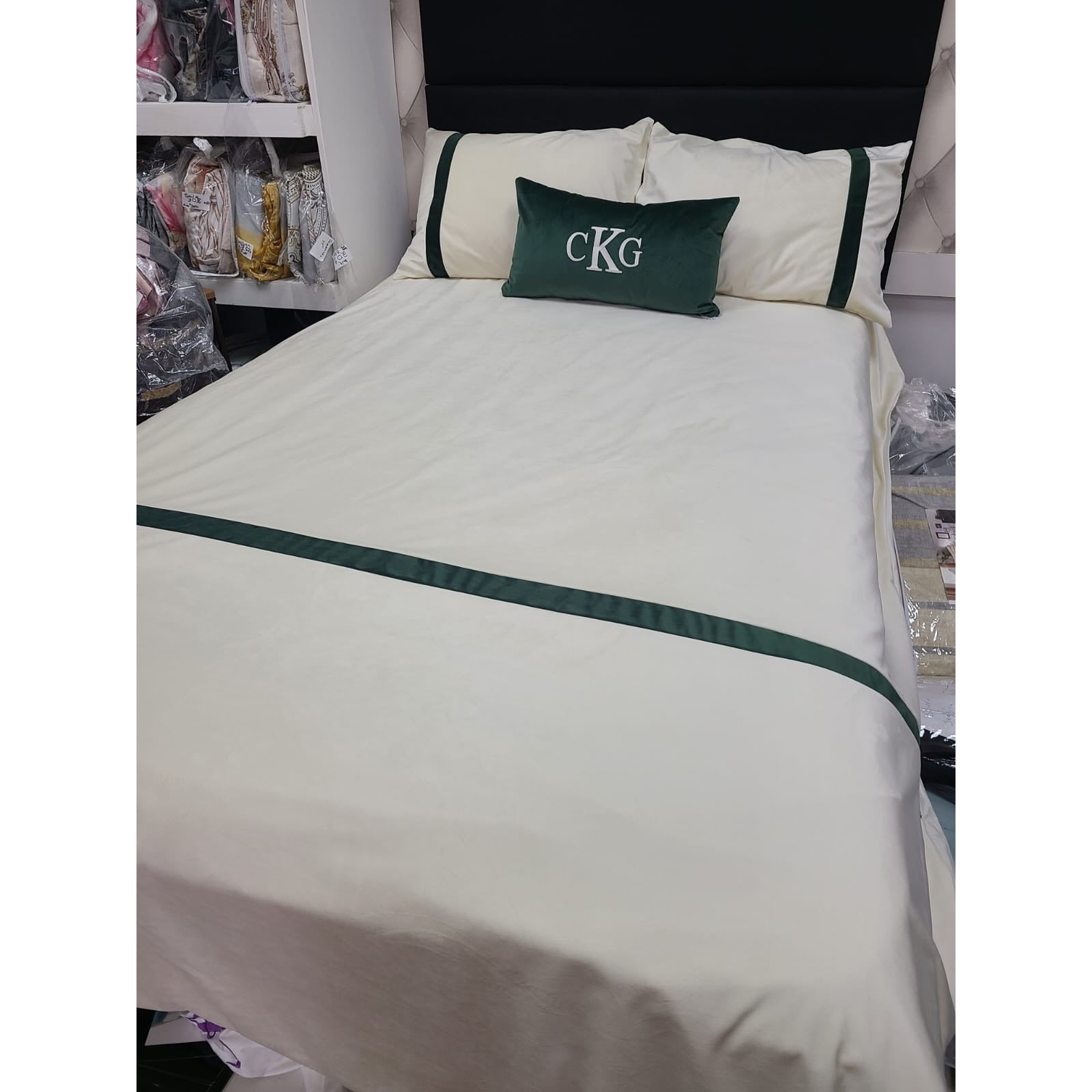 Custom Concept 646 Duvet Cover Bedding Set