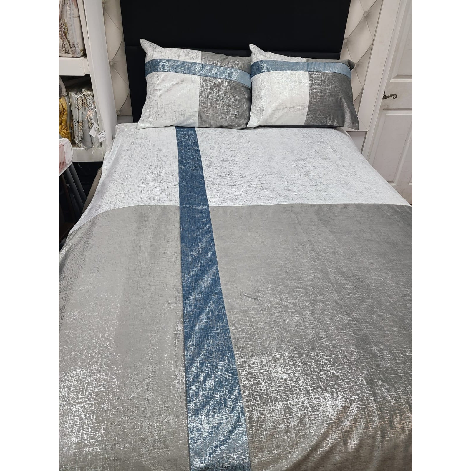 Custom Concept 649 Duvet Cover Bedding Set