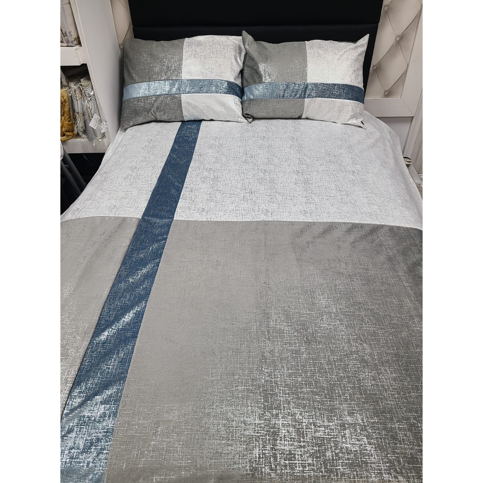 Custom Concept 649 Duvet Cover Bedding Set