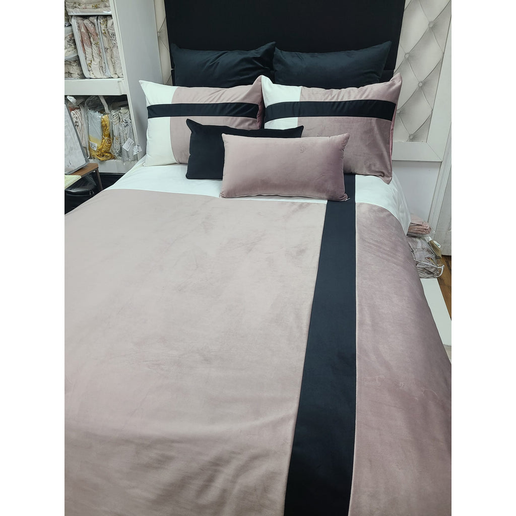 Custom Concept 650 Duvet Cover Bedding Set