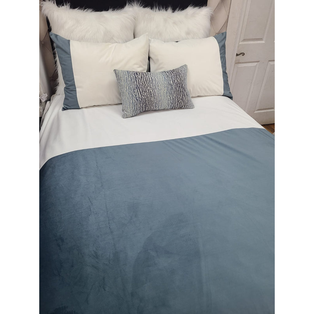 Custom Concept 653 Duvet Cover Bedding Set