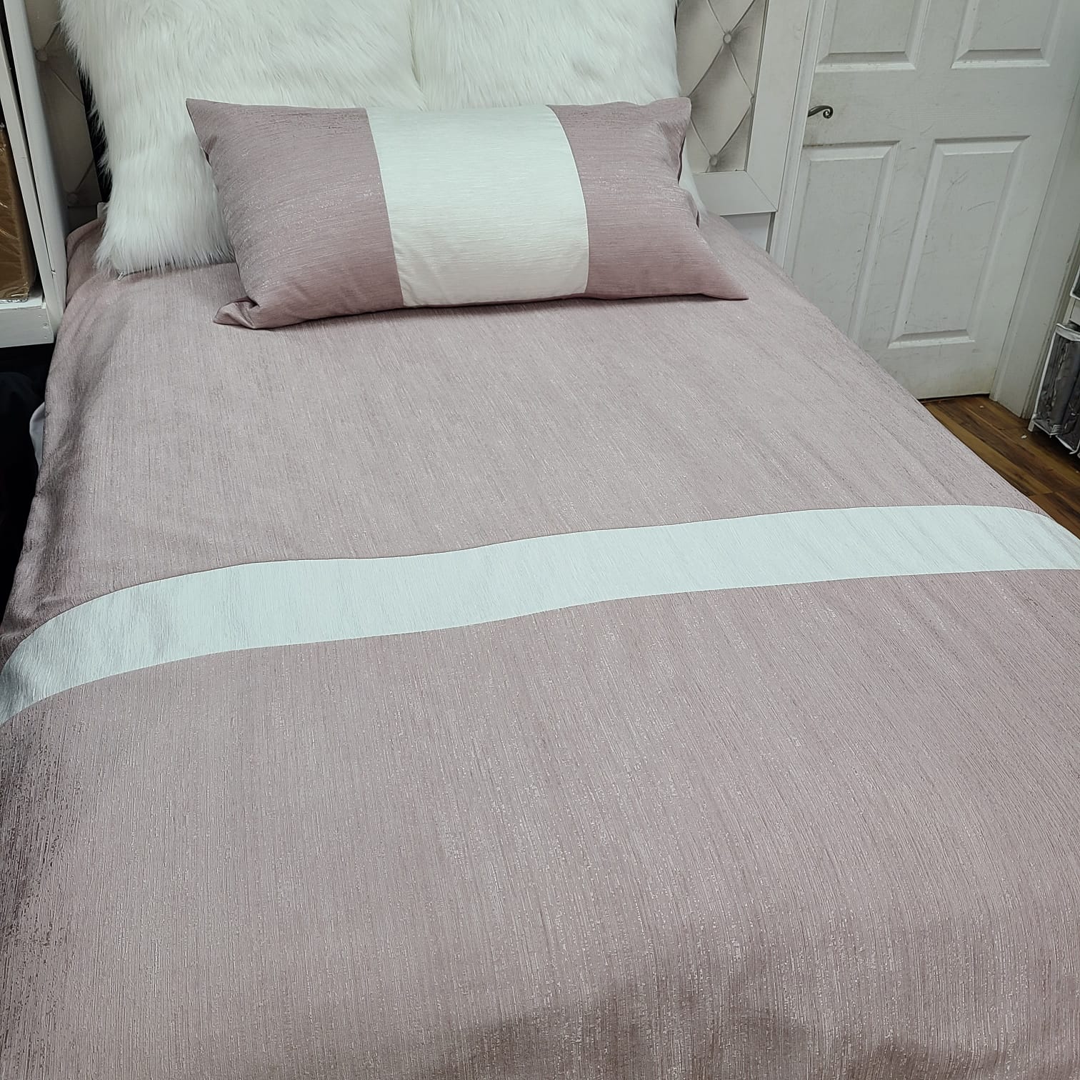 Custom Concept 659 Duvet Cover Bedding Set