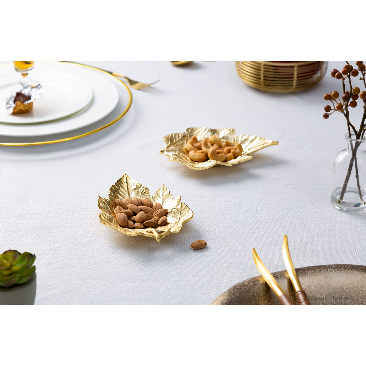 Set of 2 Gold Metal Leaves