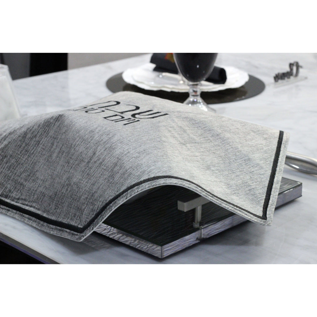Crushed Velvet Hexagon Challah Cover - Waterdale Collection
