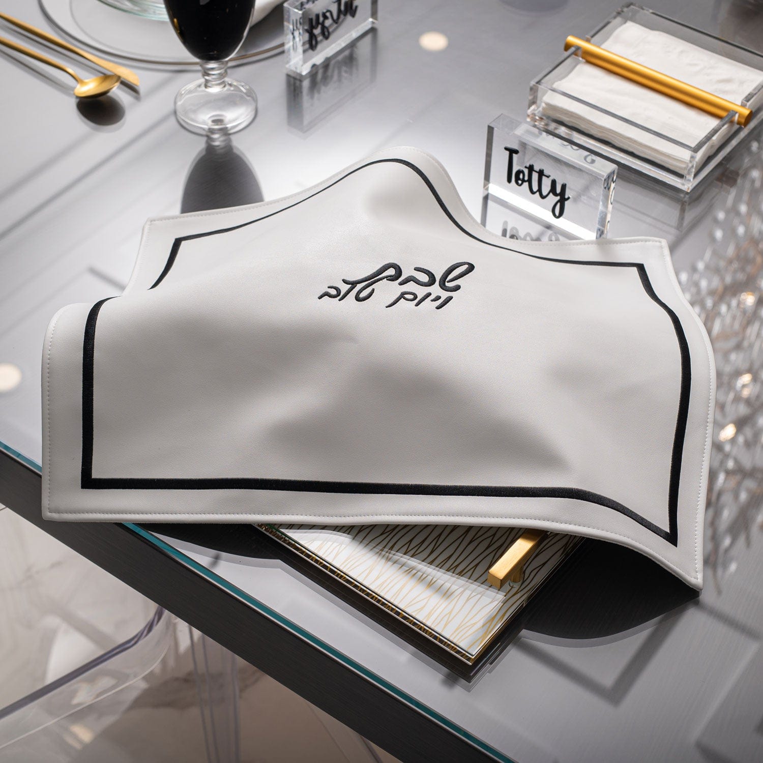 Hotel Style Challah Cover - Waterdale Collection