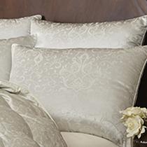 Eliasa Eiderdown Pillow