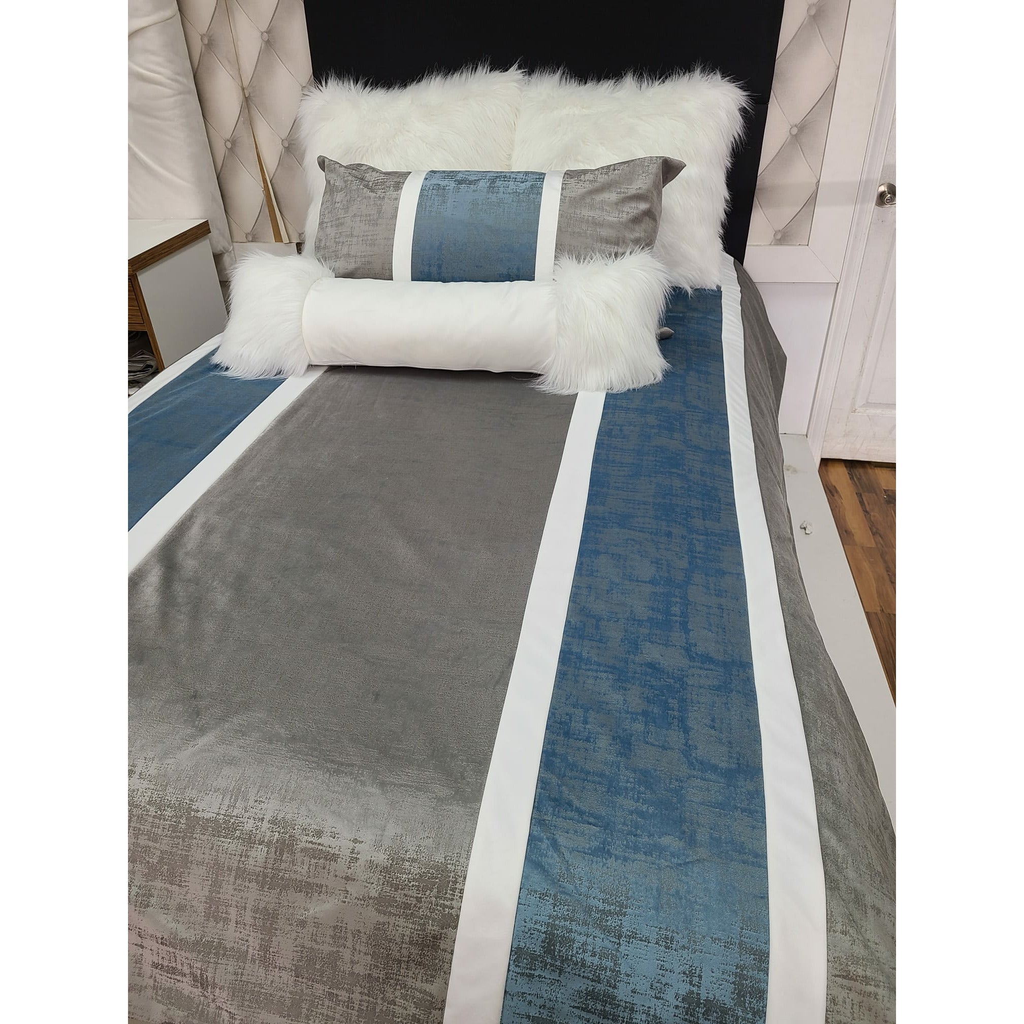 Custom Concept 561 Duvet Cover Bedding Set