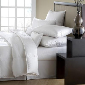 Mackenza 560 Fill Power White Down Comforter