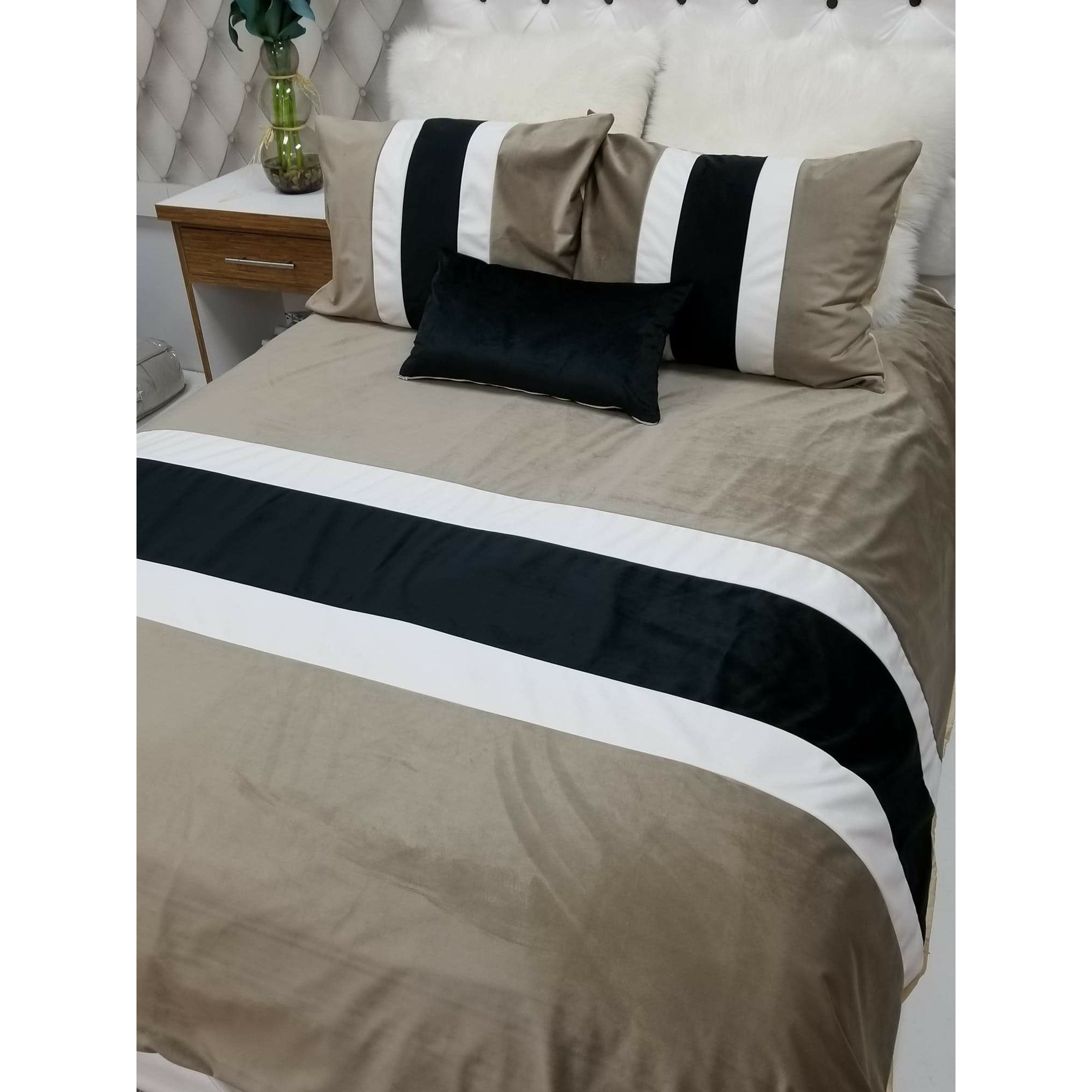 Custom Concept 538 Duvet Cover Bedding Set