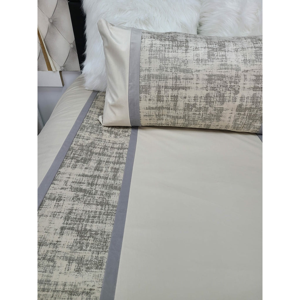 Custom Concept 639 Duvet Cover Bedding Set