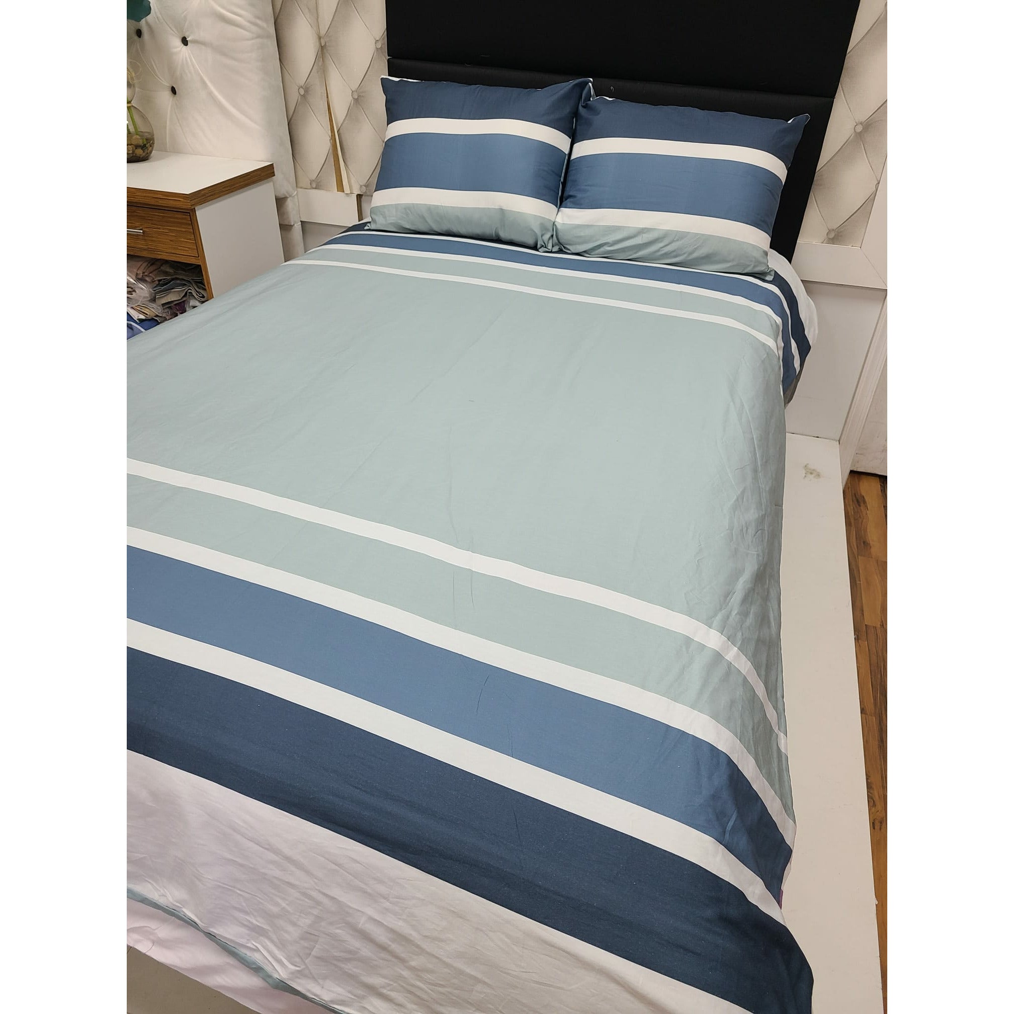 Symphony Blue by Cruise