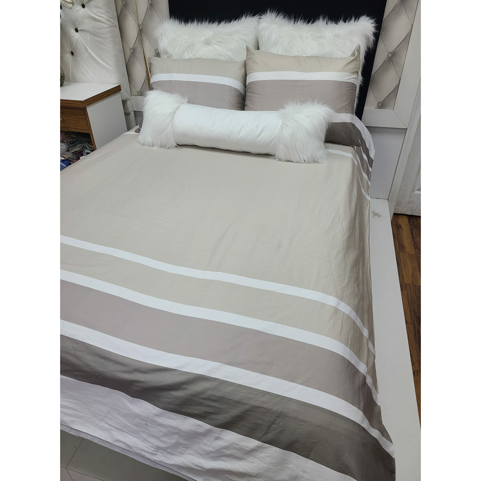 Symphony Beige by Cruise