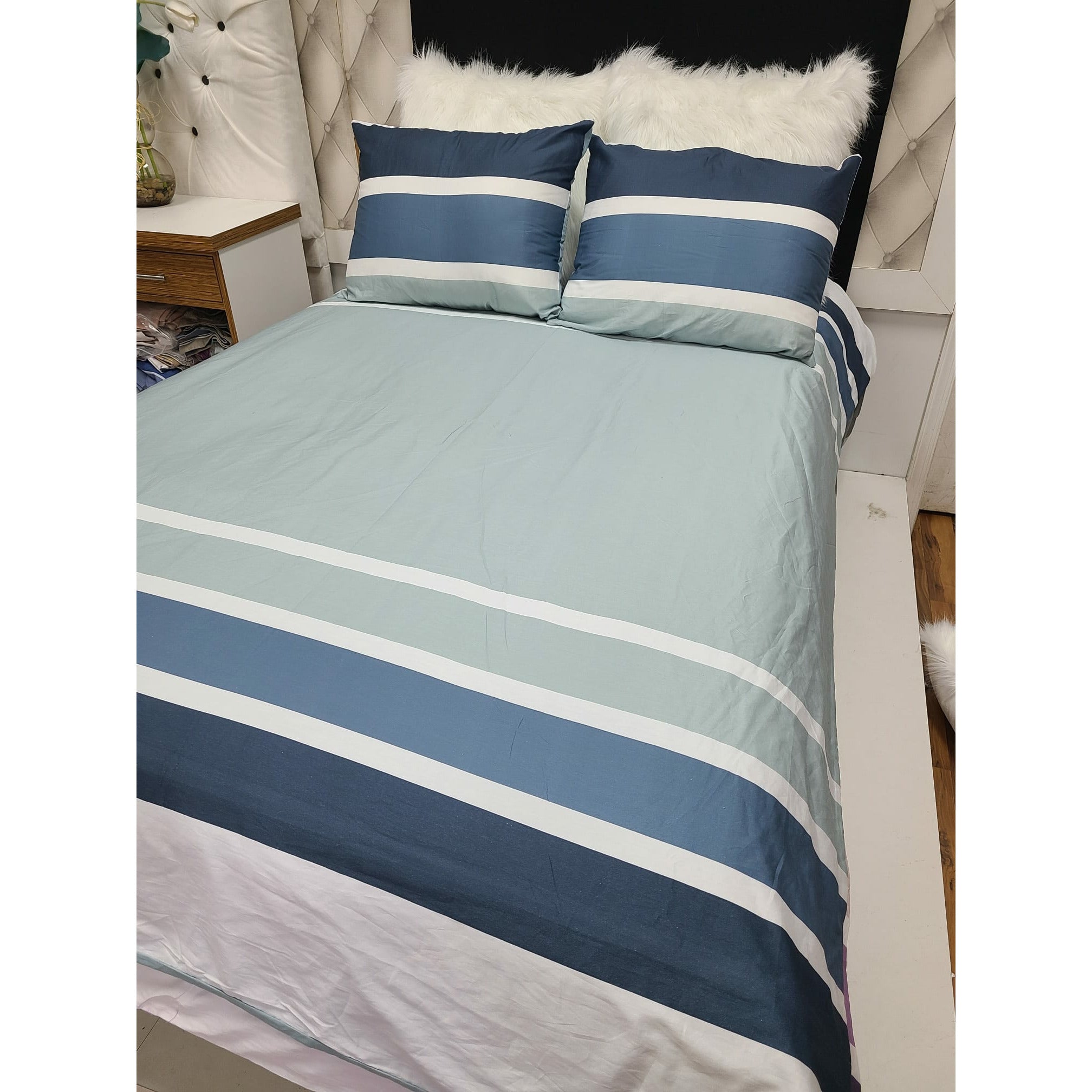 Symphony Blue by Cruise