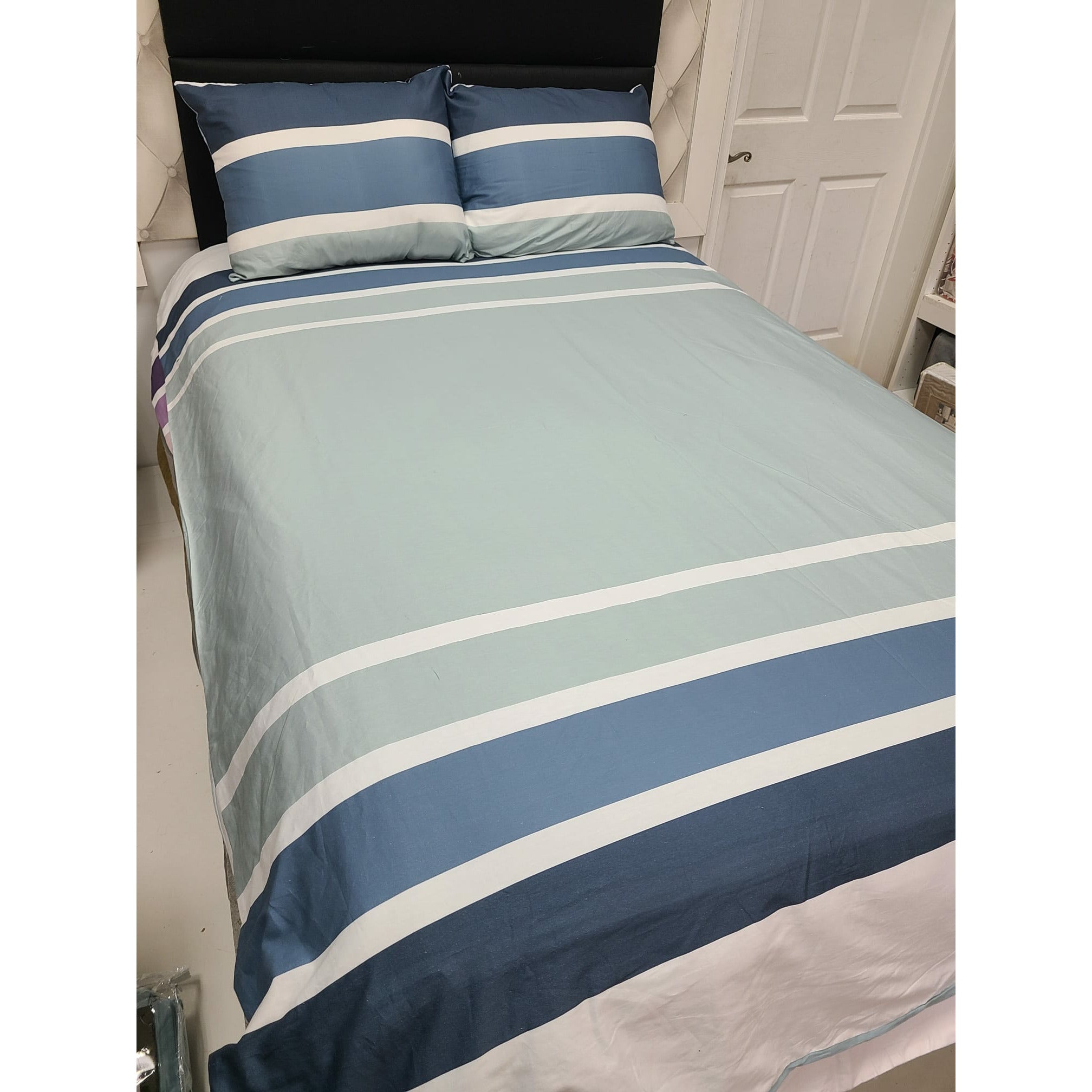 Symphony Blue by Cruise