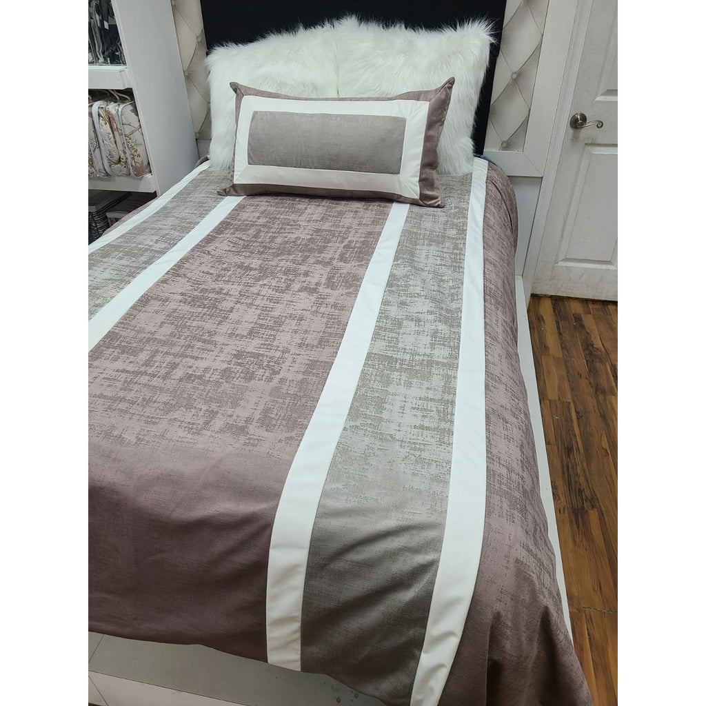 Custom Concept 570 Duvet Cover Bedding Set