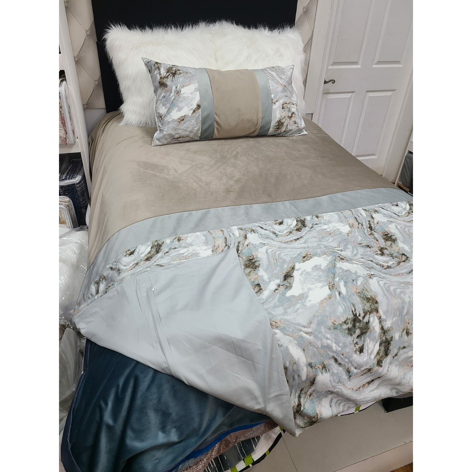 Custom Concept 577 Duvet Cover Bedding Set