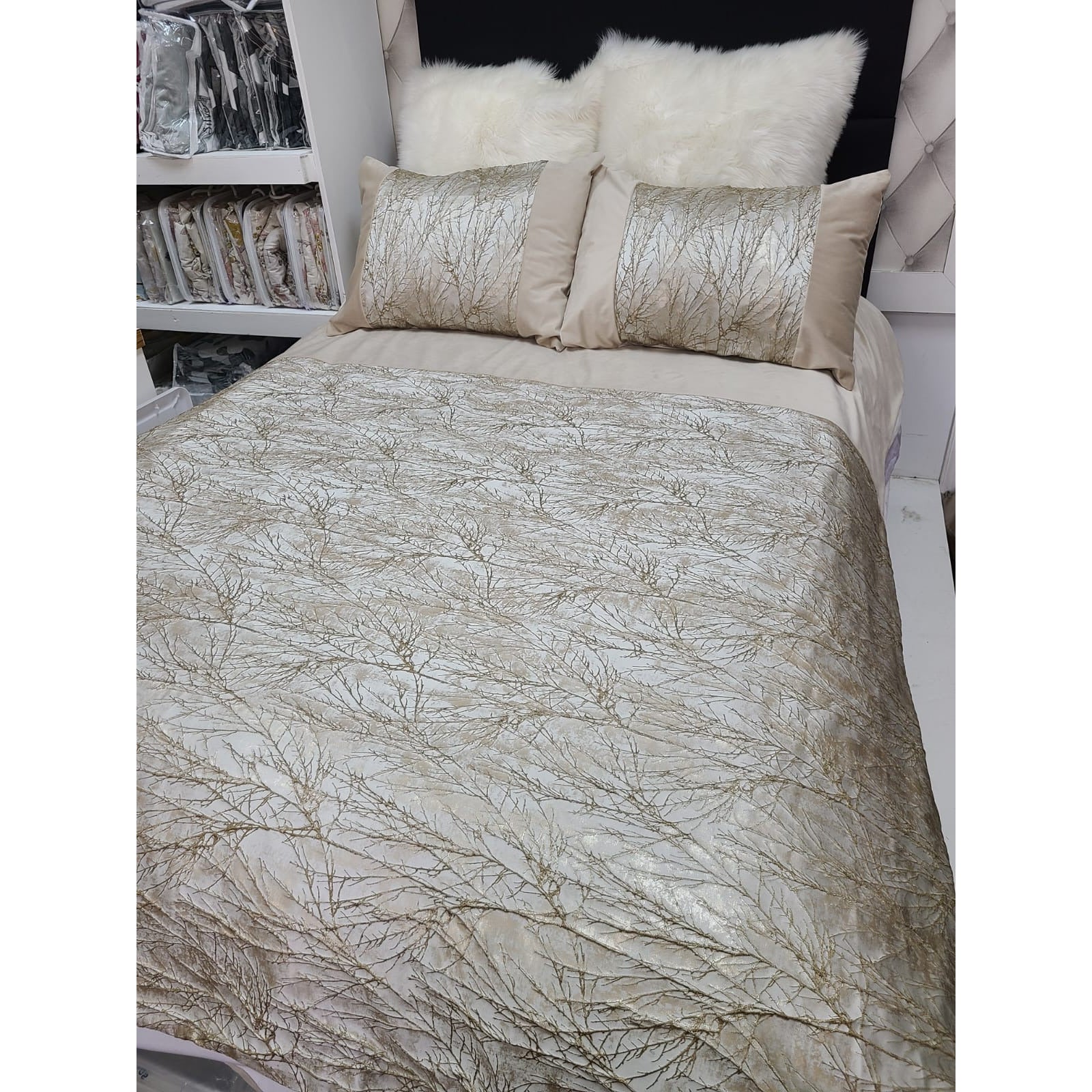 Custom Concept 587 Duvet Cover Bedding Set