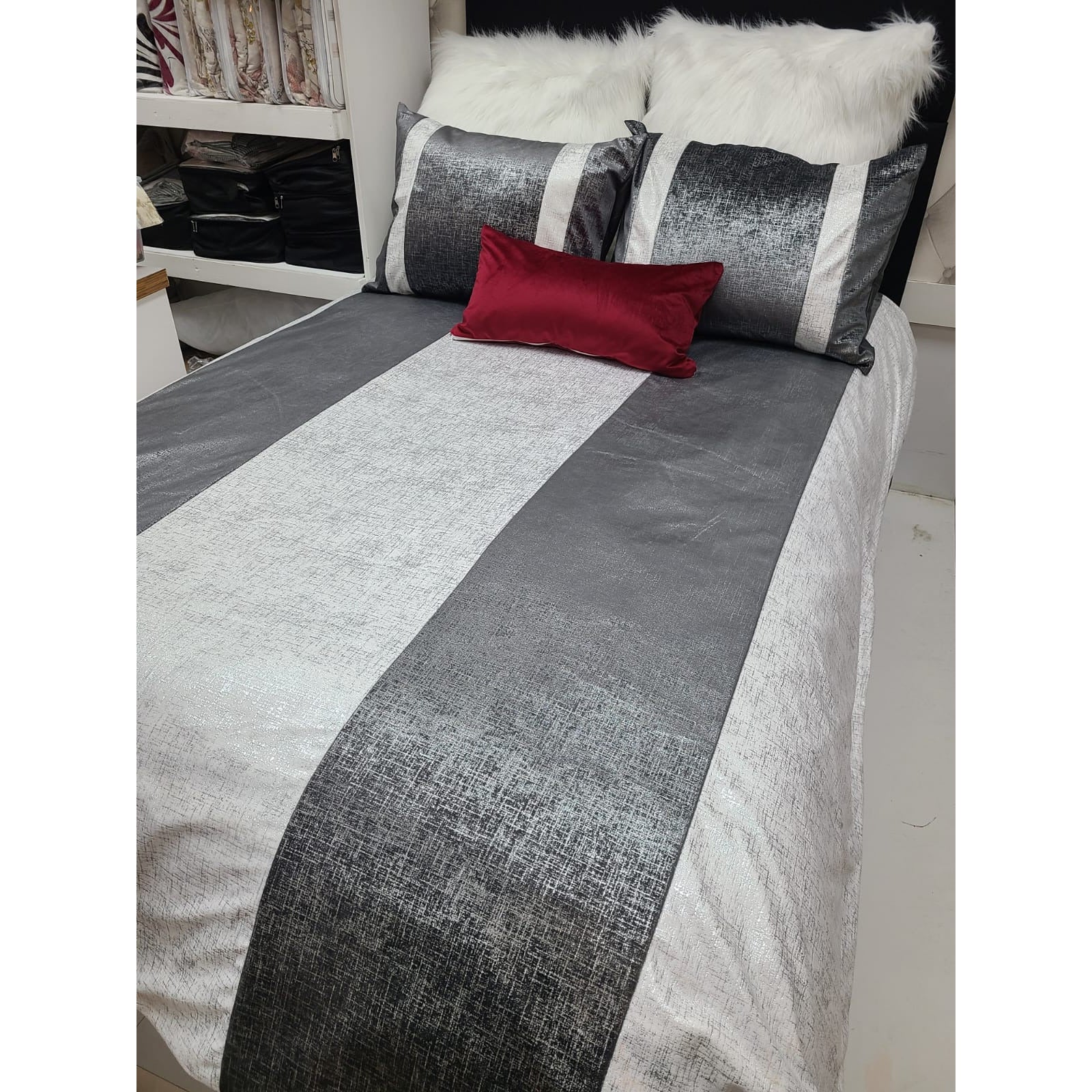Custom Concept 601 Duvet Cover Bedding Set