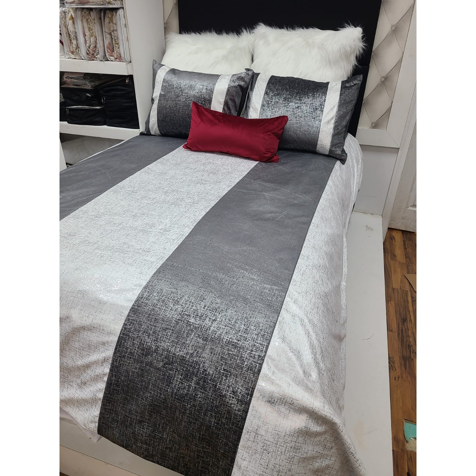 Custom Concept 601 Duvet Cover Bedding Set