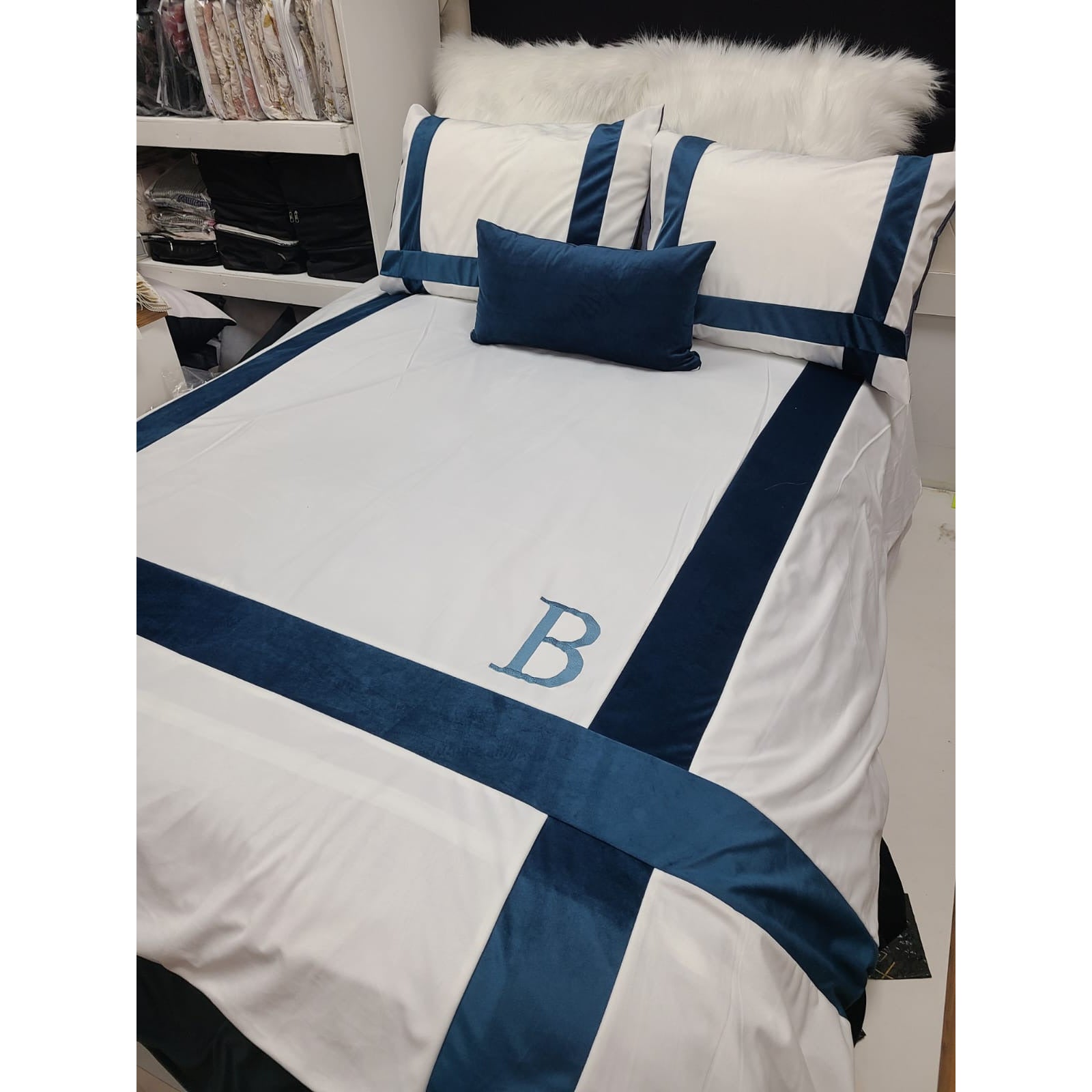 Custom Concept 611 Duvet Cover Bedding Set