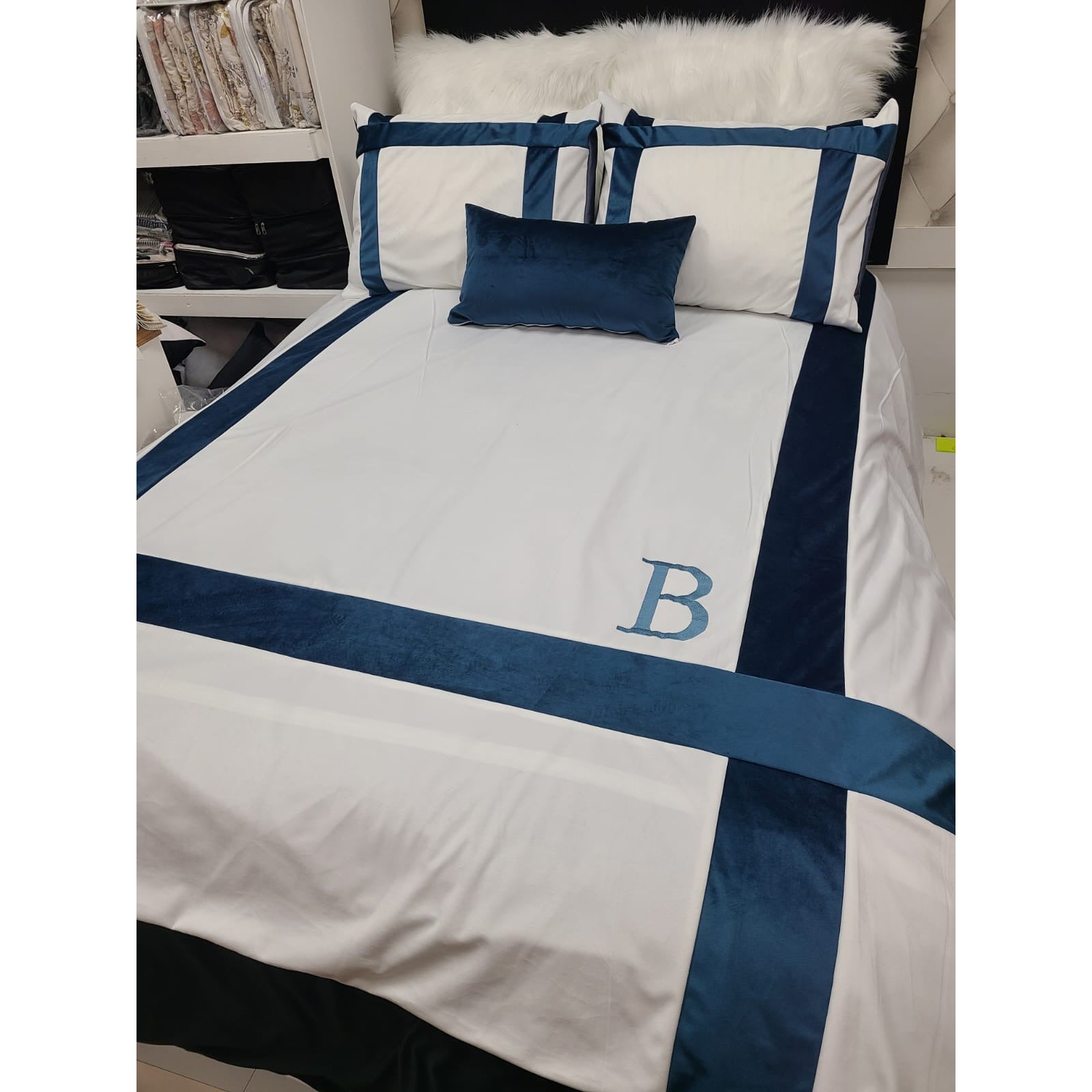 Custom Concept 611 Duvet Cover Bedding Set