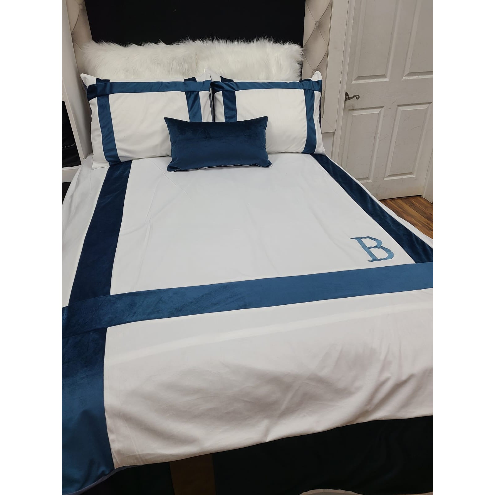 Custom Concept 611 Duvet Cover Bedding Set