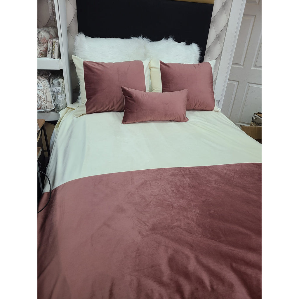 Custom Concept 640 Duvet Cover Bedding Set