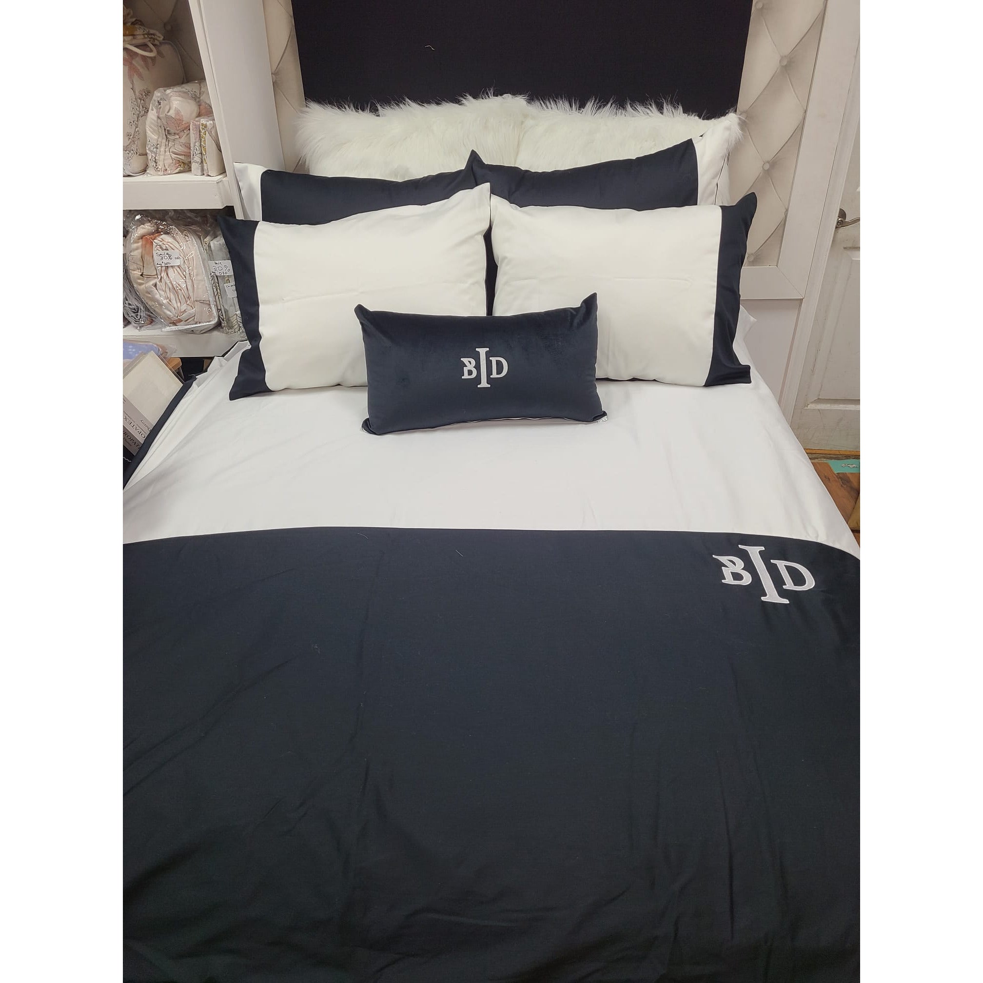 Custom Concept 645 Duvet Cover Bedding Set