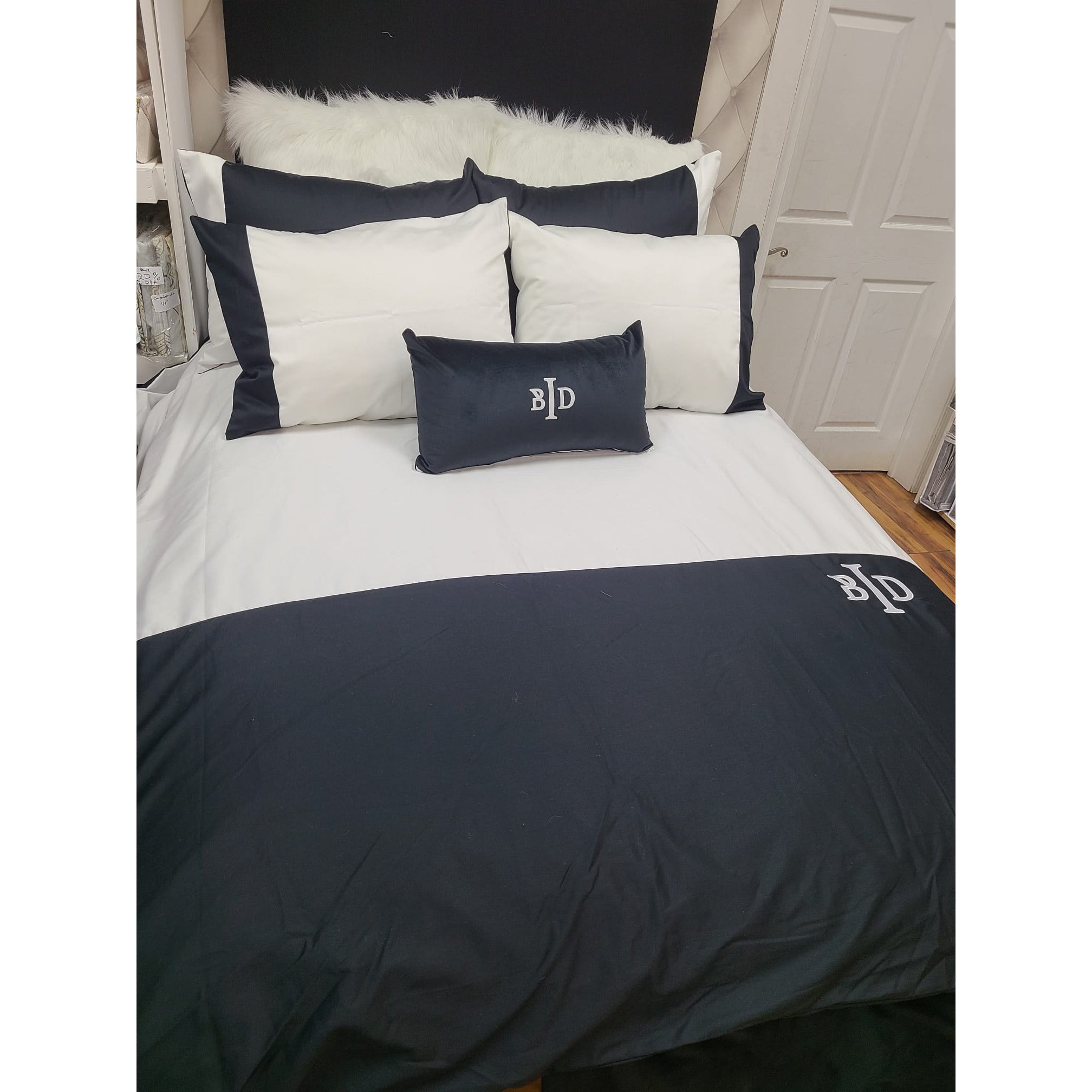 Custom Concept 645 Duvet Cover Bedding Set